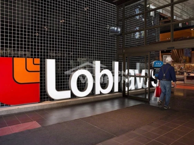 今天，Loblaw公司及其母公司GeorgeWestonLtd.表示已同意支付$5亿，以了结两起集体诉讼案——最早追溯到十几年前的“面包价格操纵”丑闻。这些集体诉讼针对的食品杂货公司分别为Loblaw和Weston公司、Metro、Walmart、GiantTiger、Sobeys和烘焙供应商CanadaBreadCo.。原告为2001年11月1日之后购买包装面包的加拿大消费者，理由是这些供应商合谋操纵加拿大包装面包的价格。加拿大最贵的反垄断和解协议GeorgeWeston表示将支付$...