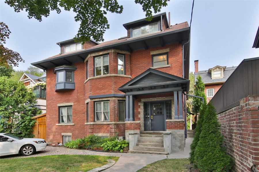 多伦多十五室十厅联排别墅