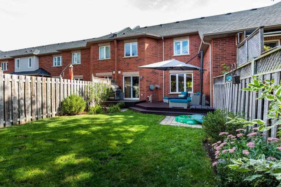 奥克维尔四室三厅联排别墅