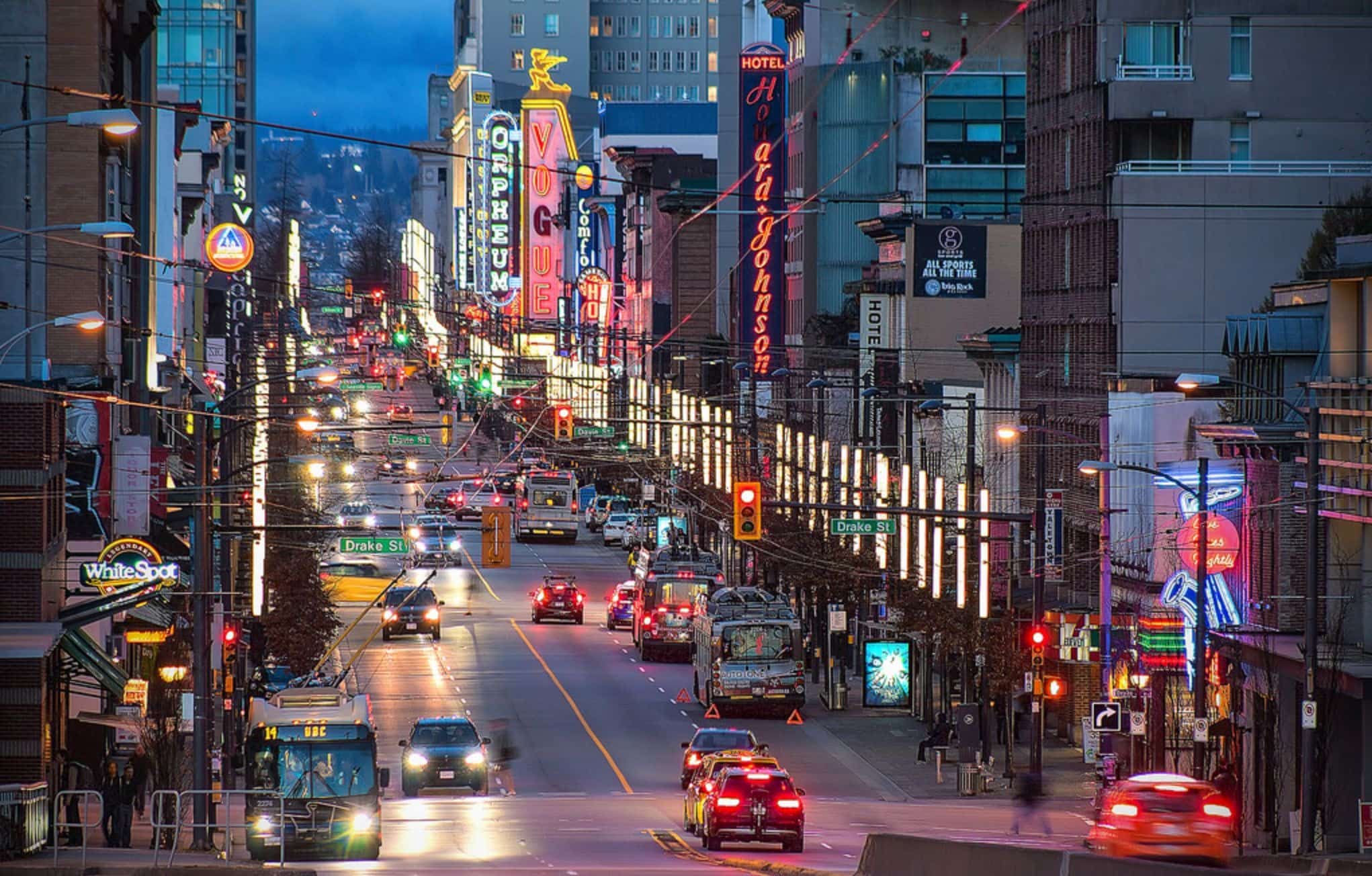 温哥华downtown购物中心重启:买买买?先看营业时间表!